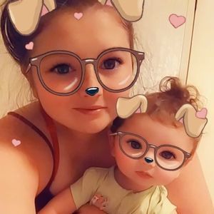 Meet your Posher, Crystal